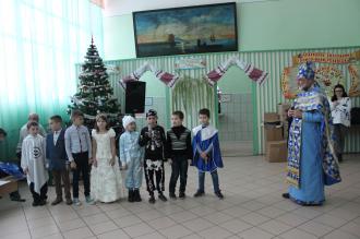 Новий Рік у дітей Сторожинецький ліцей 1