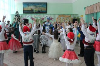 Новий Рік у дітей Сторожинецький ліцей 1