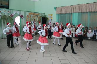 Новий Рік у дітей Сторожинецький ліцей 1